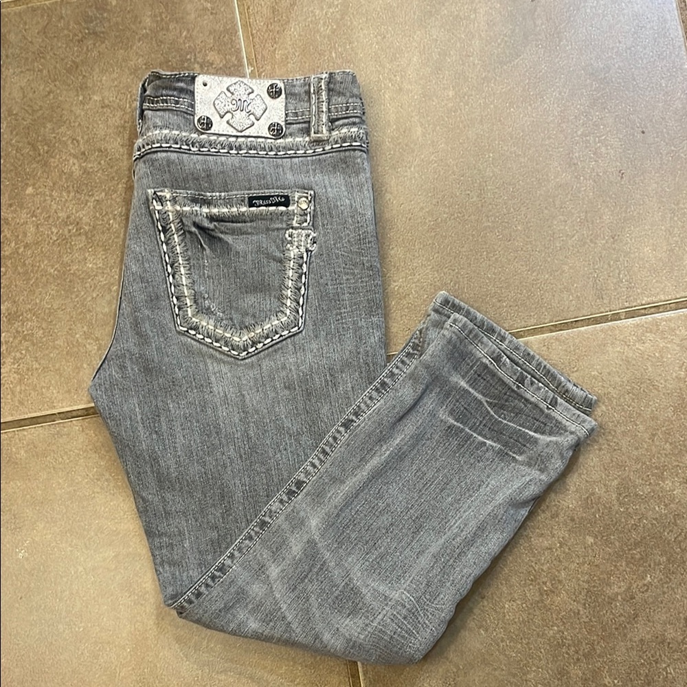 Miss Me Boyfriend Fit Cropped Jeans! Size 27